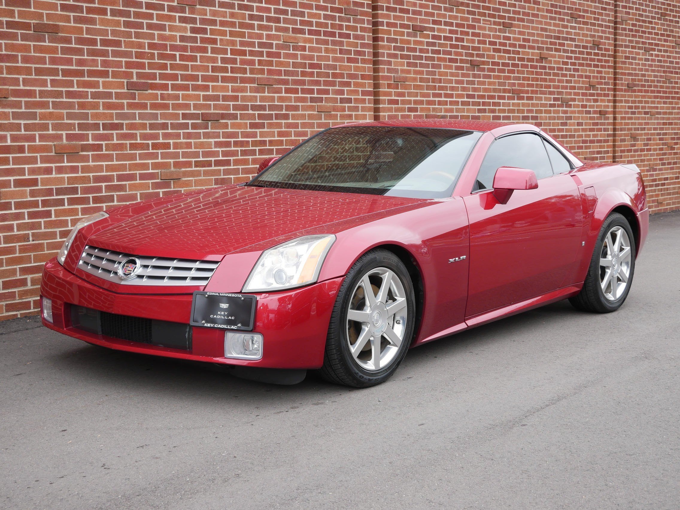 2005 Cadillac XLR